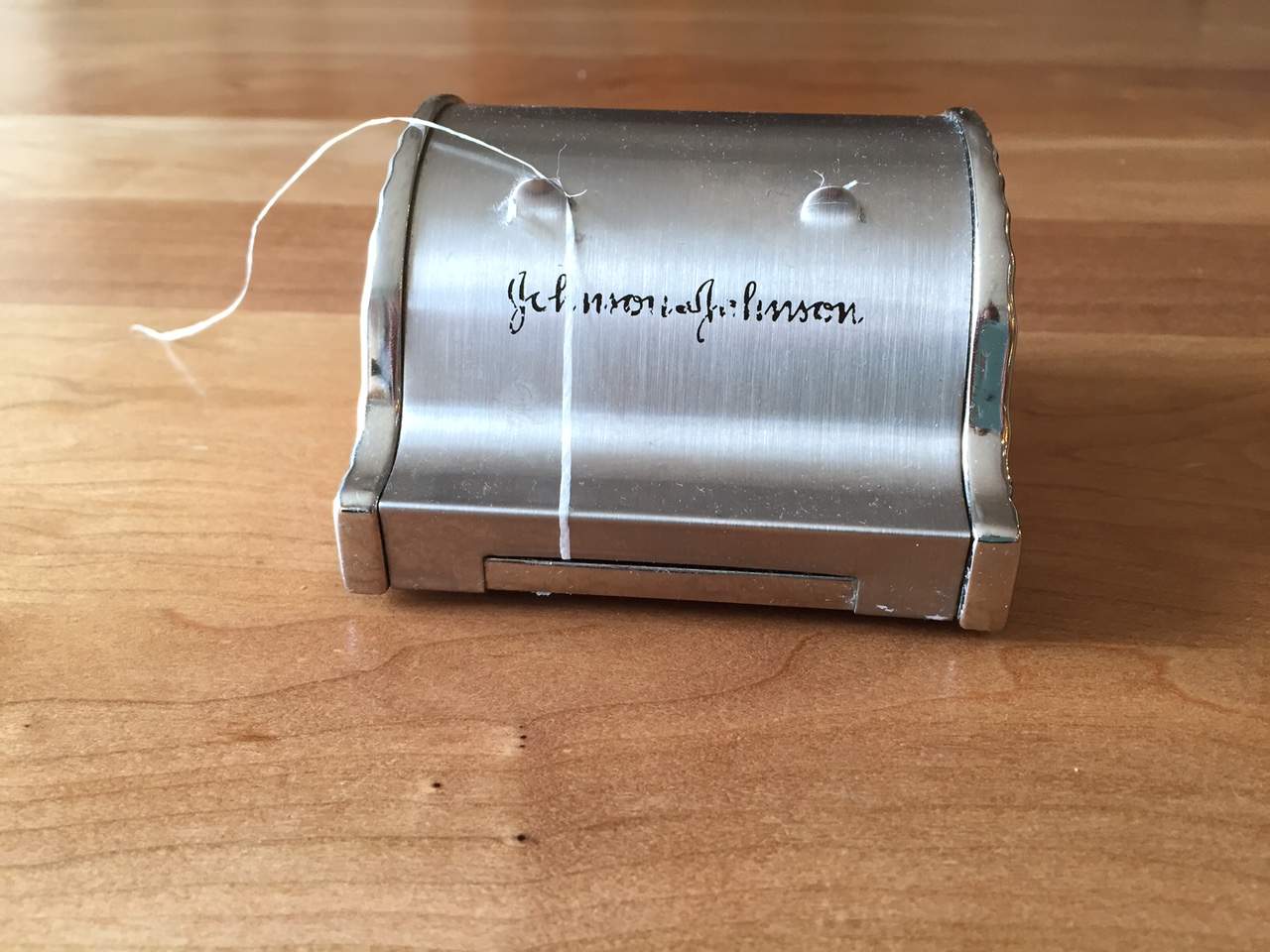 Floss canister image